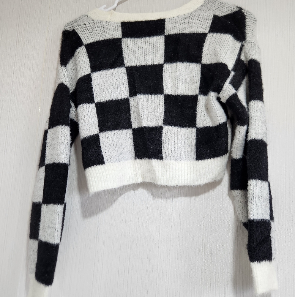 Checker Cardigan - Picture 2 of 4